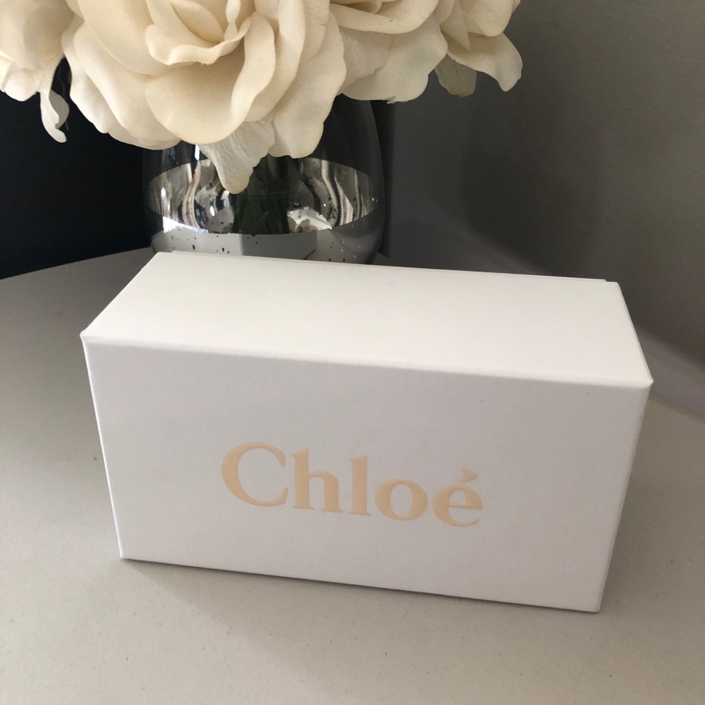Chloe Box white and pink